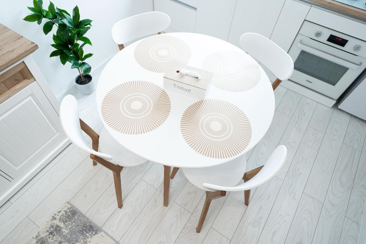 Altheda Living Zamca Apartman Szucsáva Kültér fotó